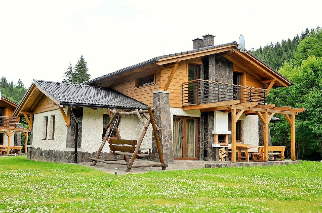 Liptovia Resort Liptovský Hrádok Esterno foto